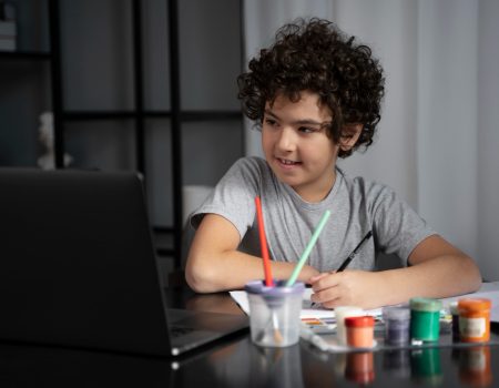 children study with use of technology